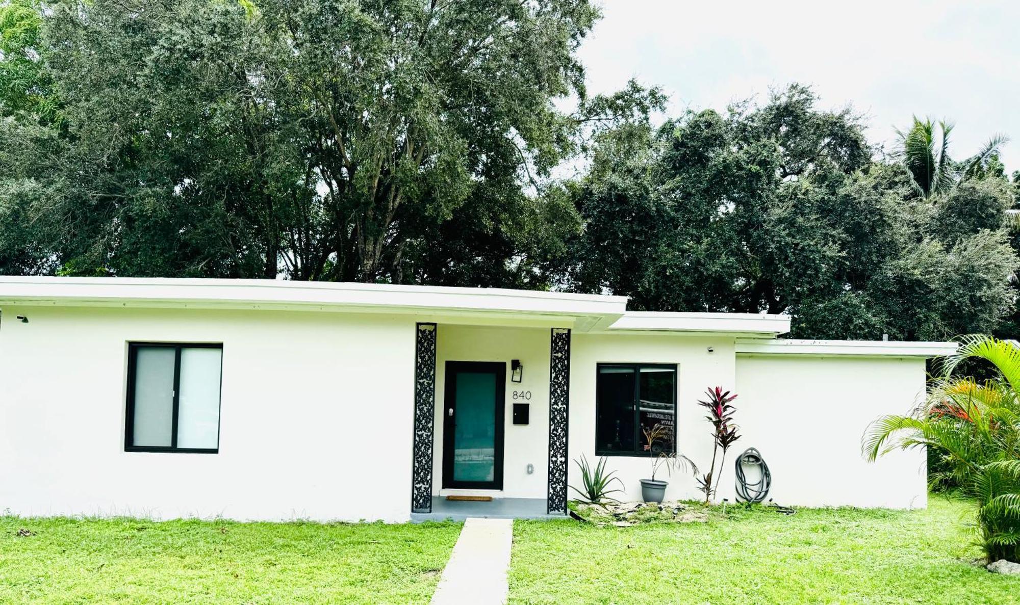 Charming 3-Bedroom House With Wifi, Ac In Pleasant North Miami Exterior foto